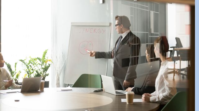 海外　ブランディング